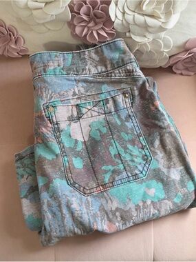 Pilcro Women's Floral Wash Boyfriend Jeans - Mint, Gray, Coral